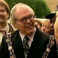 Seatbelt reccomend Roy chubby brown league of gentlemen