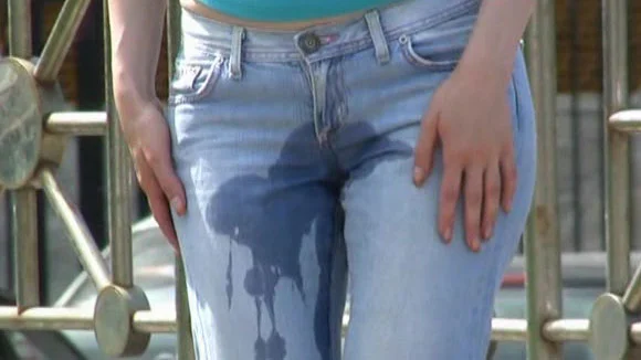 Jeans piss