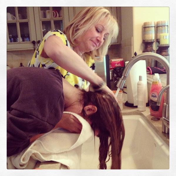 C-Brown reccomend hair rinsing forward long shampooing